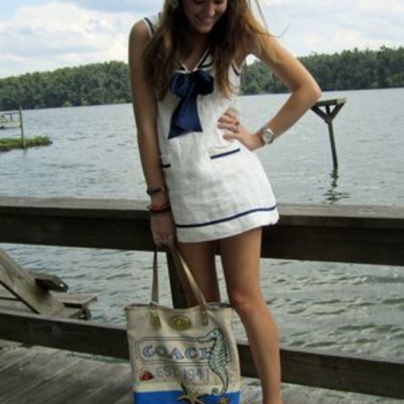 Forever 21 Sailor Tunic - Picture 2 of 9